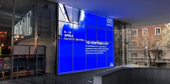 Ledwall Gae Aulenti Milano