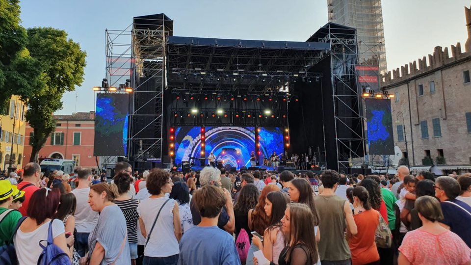 HYDRO: ledwall resistenti per eventi outdoor